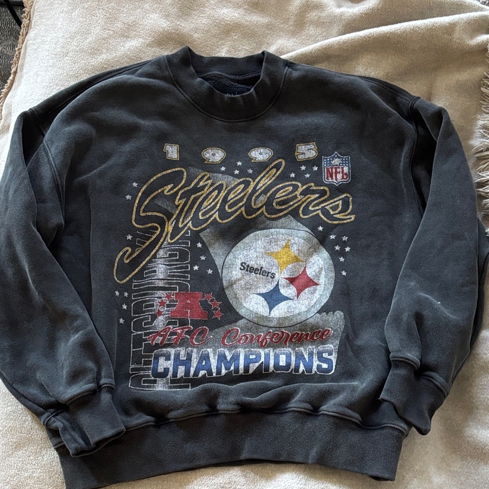 Abercrombie & Fitch Black Steelers Crewneck Sweater